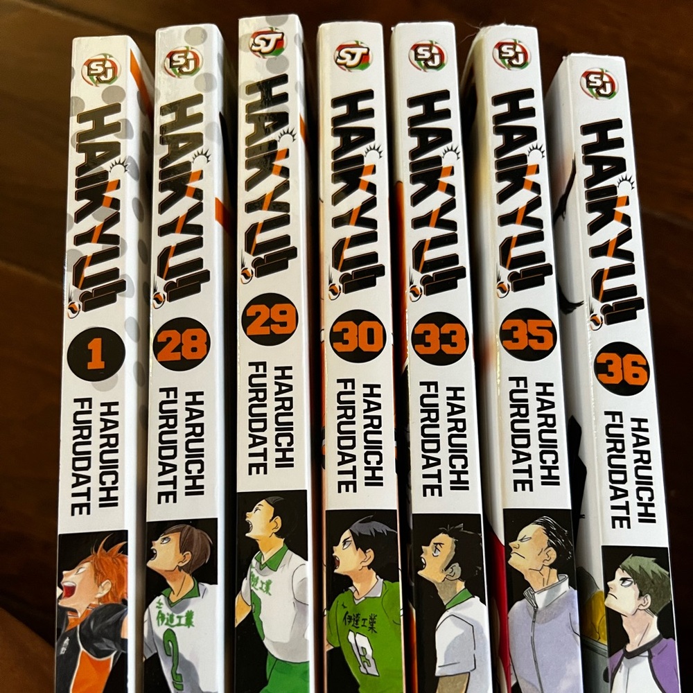 Set of Manga- HAiKYU books